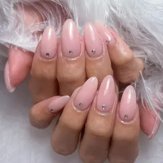 ネイル Ena 🧸のネイルデザイン