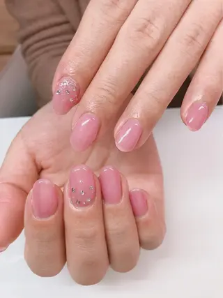 ネイル Lily Roseスタッフ一同のマツエク・マツパデザイン