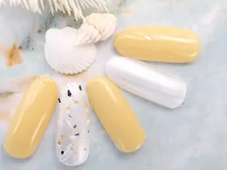 ネイル へぜリヒ ·もものネイルデザイン