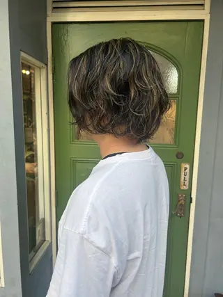 ショート カラー メンズ 清水千優/パーマ/透 明感カラー/メンズのヘアスタイル