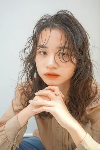 セミロング 田中 未澪のヘアスタイル