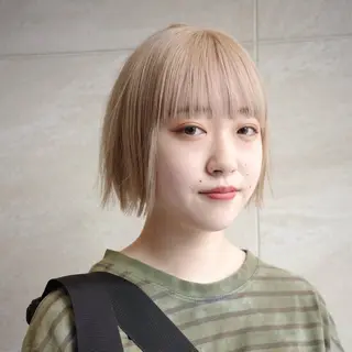 ショート カラー Hair & make Lamp所属・梅田のブリーチ特化 美容師KAI🥰のヘアスタイル