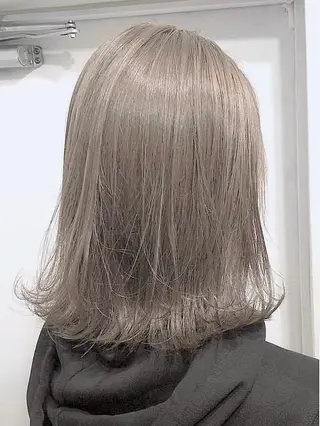 カラー 🦋透明感グレージュ /韓国レイヤー🦋のヘアスタイル