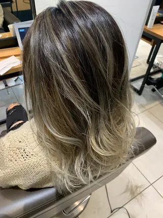 カラー 縮毛矯正✖️似合わせ 🌻ヒトミのヘアスタイル