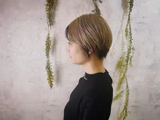 ショート カラー vato マンツーマンサロンのヘアスタイル
