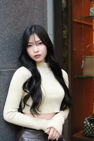 ロング ROBBY 表参道yuseiのヘアスタイル