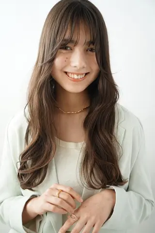 ロング カラー HOMIE TOKYO所属・sora / 渋谷 / ハイトーンのヘアスタイル