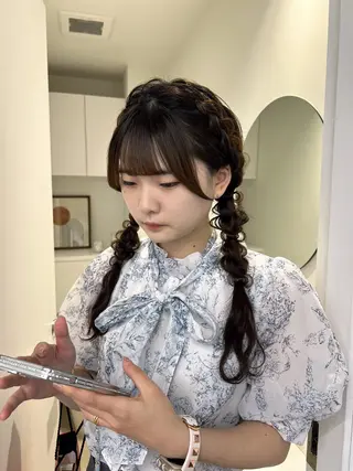 ヘアアレンジ アレンジ/ブラウン カラー HARU🕯のヘアスタイル
