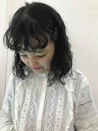 パーマ pole/apartment所属・💓パーマ，💗 レイヤーカットのヘアスタイル