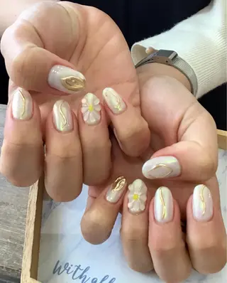 ネイル Nest 平出のネイルデザイン