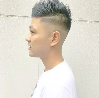 ショート メンズ ブリーチ、パーマ 西部笑のヘアスタイル