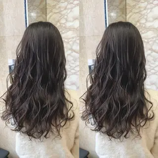 セミロング カラー 🉐レイヤー/塩見 弘樹🉐渋谷のヘアスタイル