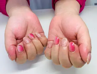 ネイル Mule Beauty Salon所属・ミュール ビューティーサロンのネイルデザイン