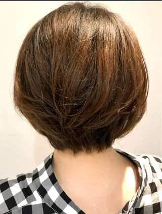 ショート 酸性ストレート特化× 艶髪師/及川のヘアスタイル