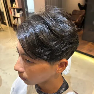 ショート ONE.STOP. LABO/メンズのヘアスタイル