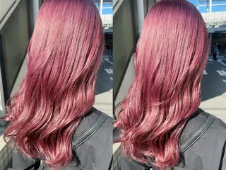 カラー 安達 葵のヘアスタイル