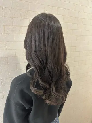 ロング カラー 大人レイヤー& 透明感カラー💄のヘアスタイル