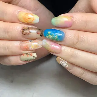 ネイル atelier　FIORITURA所属・FIORITURA aiのネイルデザイン