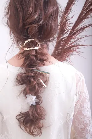 ロング ヘアアレンジ 伊藤 裕貴のヘアスタイル