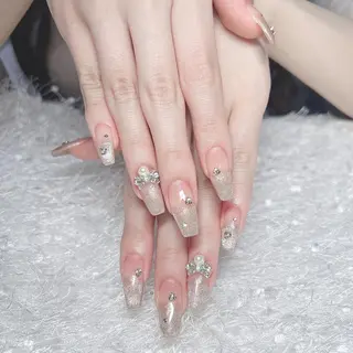 ネイル Nail&eye Belire 新宿のネイルデザイン