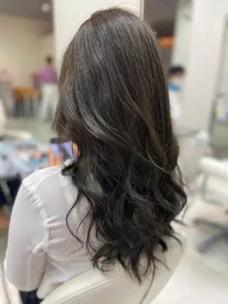 ロング カラー 菊地 美憂のヘアスタイル