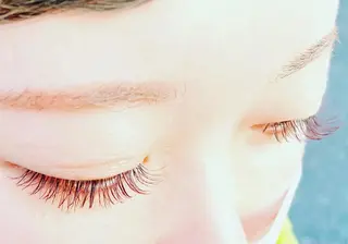 マツエク・マツパ popi 片岡のヘアスタイル