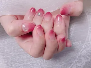 ネイル KARI ネイルサロンのネイルデザイン