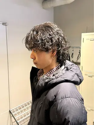 ミディアム パーマ ヘアアレンジ メンズ SALOWIN藤沢店所属・艶カラー の達人のヘアスタイル