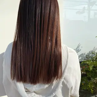 ロング 上田 早恵のヘアスタイル