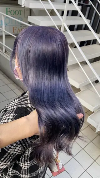 セミロング THESALONS所属・🤍ブリーチカラー /寄田龍樹🤍のヘアスタイル