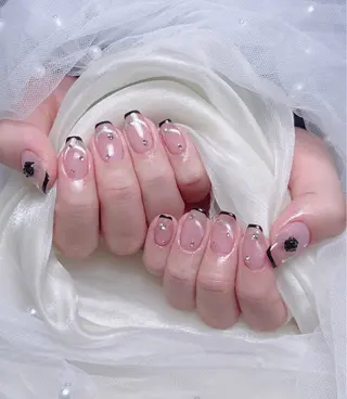 ネイル 🎀も ものネイルデザイン