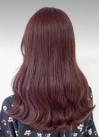 ロング カラー フェザーパーマ/ スペインカールのヘアスタイル