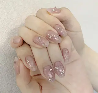 ネイル Queens 榊 まおのネイルデザイン