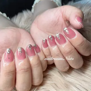 ネイル nailsalon Nutsのネイルデザイン