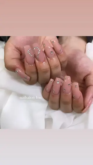 ネイル 清水 絵里奈のネイルデザイン