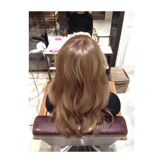 ミディアム セミロング ロング カラー パーマ アオガミ （前髪顔周りカット）のヘアスタイル