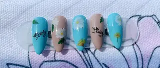 ネイル Ui_Amor (パラジェル)のネイルデザイン