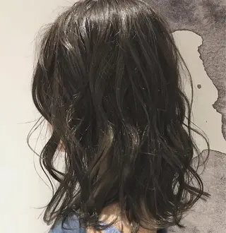 ミディアム カラー パーマ ヘアアレンジ ナツメダ ダイキのヘアスタイル