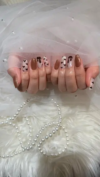 セミロング マシェリローズ所属・Macherie Roseのネイルデザイン