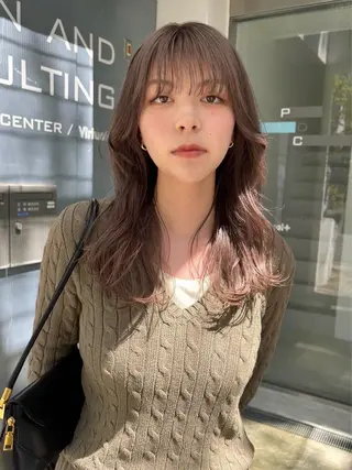 ミディアム カラー オリーブ/縮毛♡ Natsuno🩰のヘアスタイル