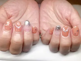 ネイル ECLAT エクラ所属・寺山 千鶴のネイルデザイン