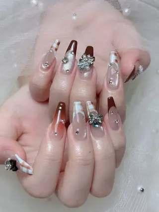 ネイル Lumi Nailのネイルデザイン