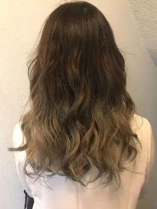 ロング カラー パーマ  大貫 茉央のヘアスタイル