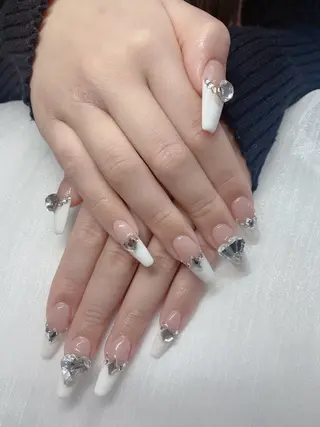 ネイル UniqueNail 長さだし専門店のネイルデザイン