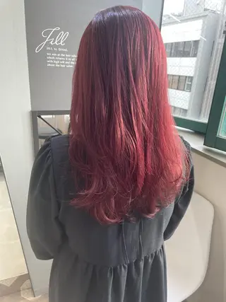 カラー AIRI layer cut hairのヘアスタイル