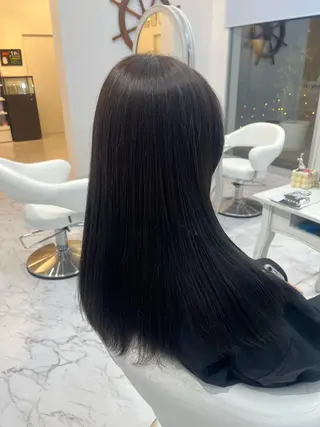 ロング カラー u nagomiのヘアスタイル