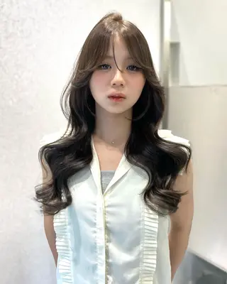 ロング 京都レイヤーカット うえひのヘアスタイル