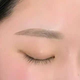 アイブロウ トレンド眉✨ meiの眉毛・アイブロウイメージ