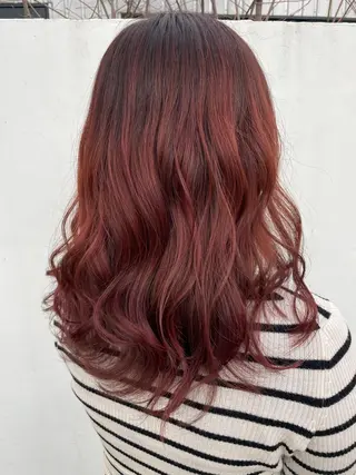 ロング カラー 康本 瑞季のヘアスタイル