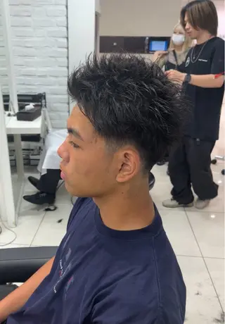 ショート パーマ メンズ 【シャドウパーマ センターパート】義心のヘアスタイル